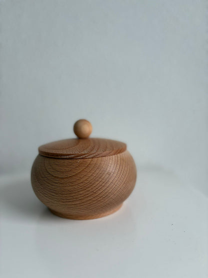 Koka trauciņš ar vāku